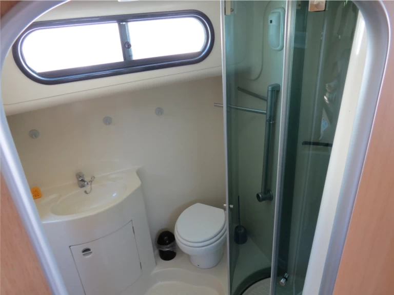 Wynajem w Grez-Neuville- Nicols Yacht Premium Groupe 8-10 p. na SamBoat