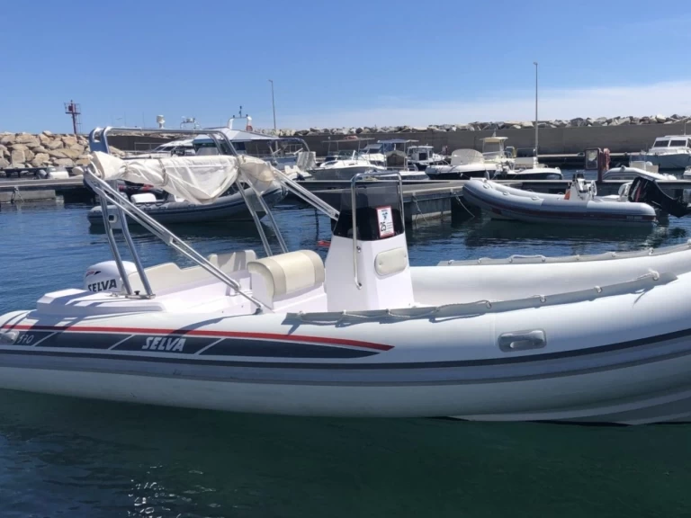 Wynajem Motorówka  z patentem 