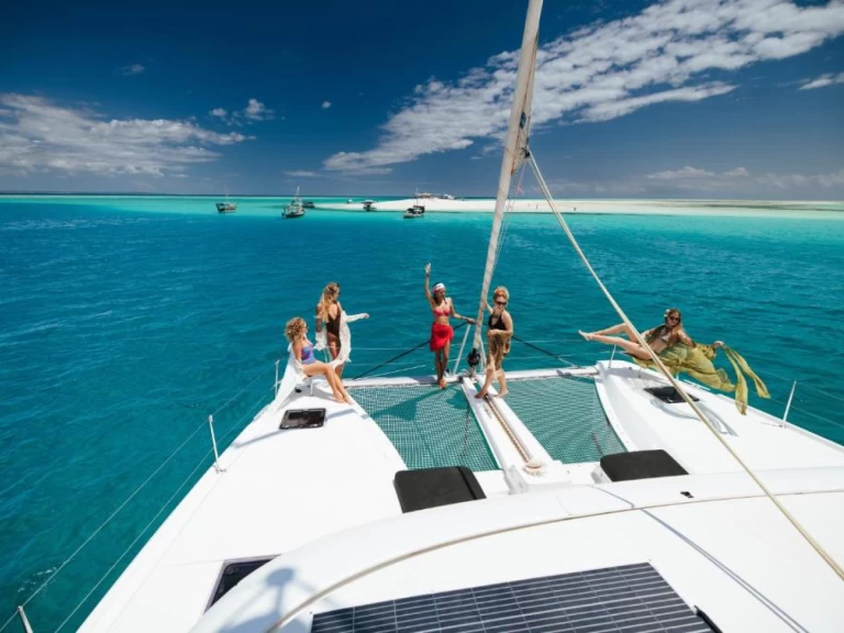 Wynajem łodzi Kendwa tanio Custom made