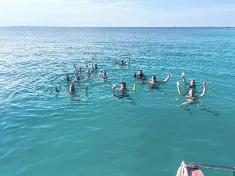 Wynajem Katamaran w Kendwa - Custom Made Custom made