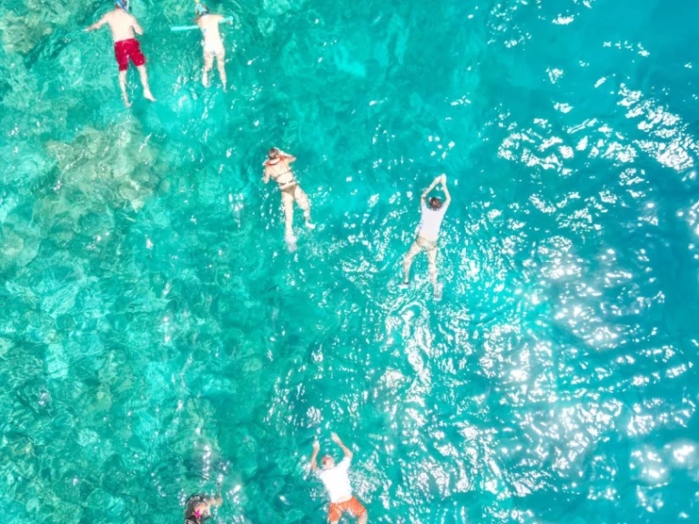 Wynajem Katamaran w Kendwa - Custom Made Custom made