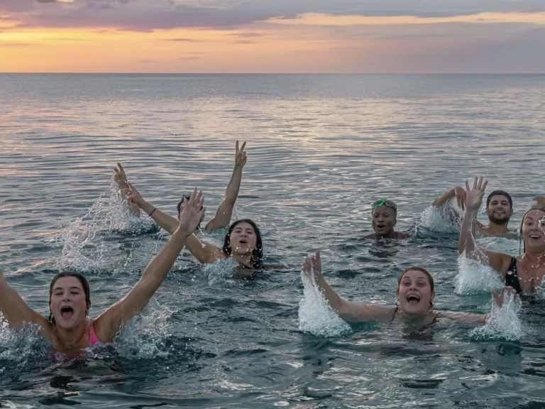 Wynajmij Katamaran z lub bez skippera Custom Made w Kendwa