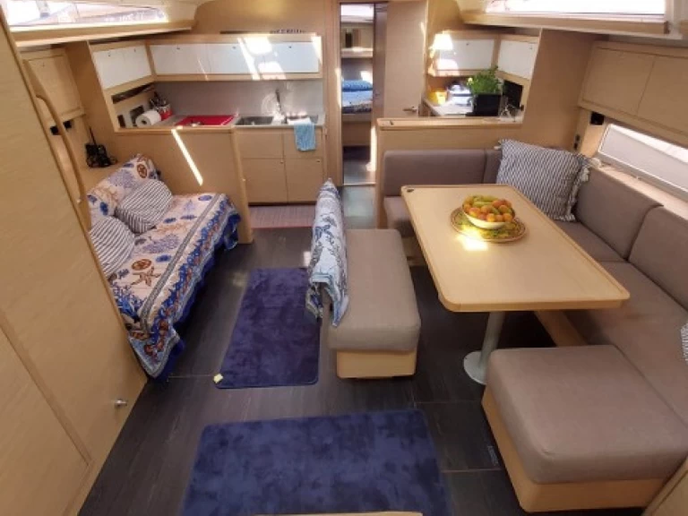 Żaglowiec do wynajmu w Cagliari w najlepszej cenie