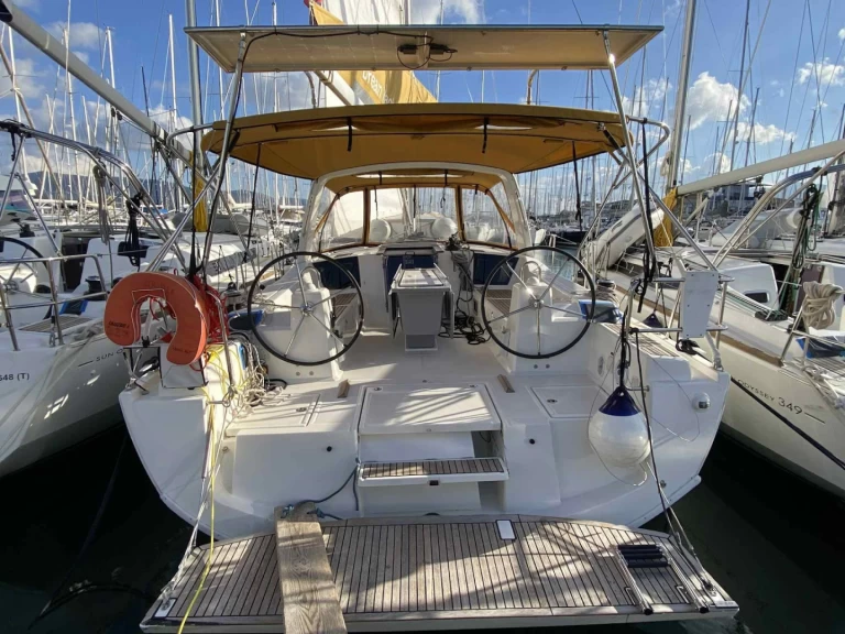 Wynajem w Nea Peramos- Bénéteau Oceanis 41.1 na SamBoat