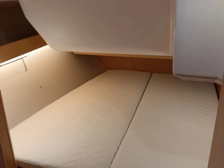 Żaglowiec do wynajmu w Palermo w najlepszej cenie