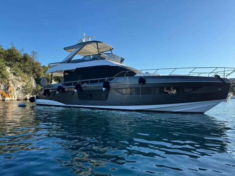 Wynajem w Podstrana- Azimut Azimut 68 na SamBoat