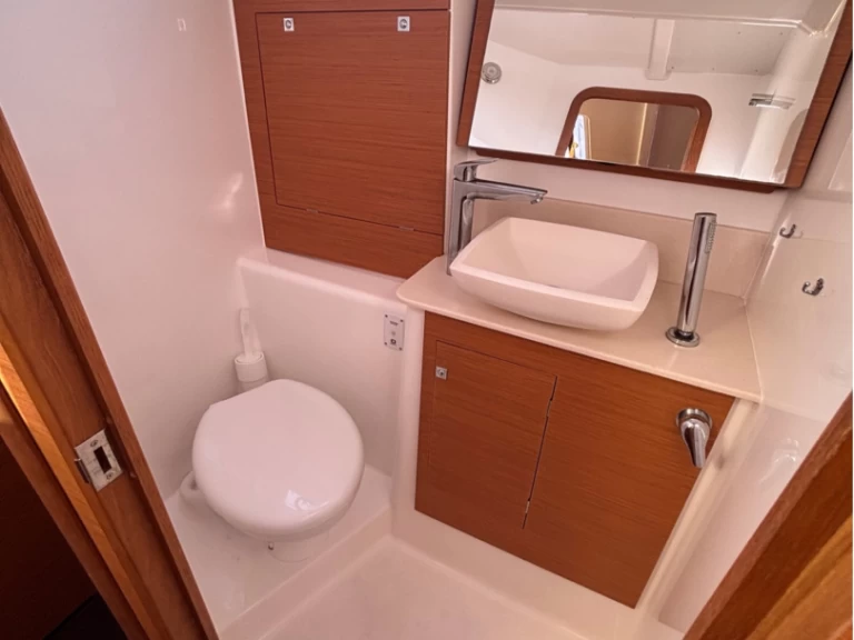 Żaglowiec do wynajmu w Palermo w najlepszej cenie