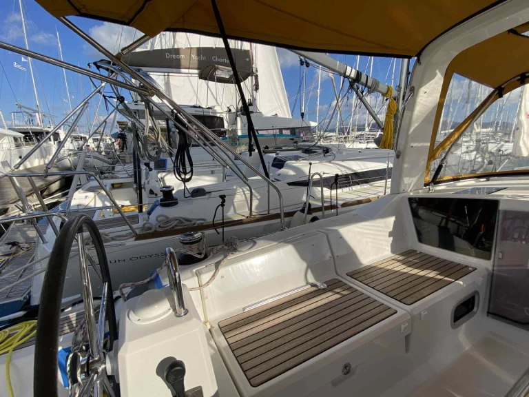 Wynajem łodzi Nea Peramos tanio Oceanis 41.1