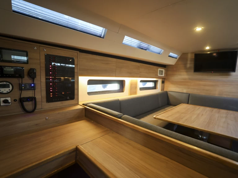 Wynajem Żaglowiec D&D Yacht z patentem 