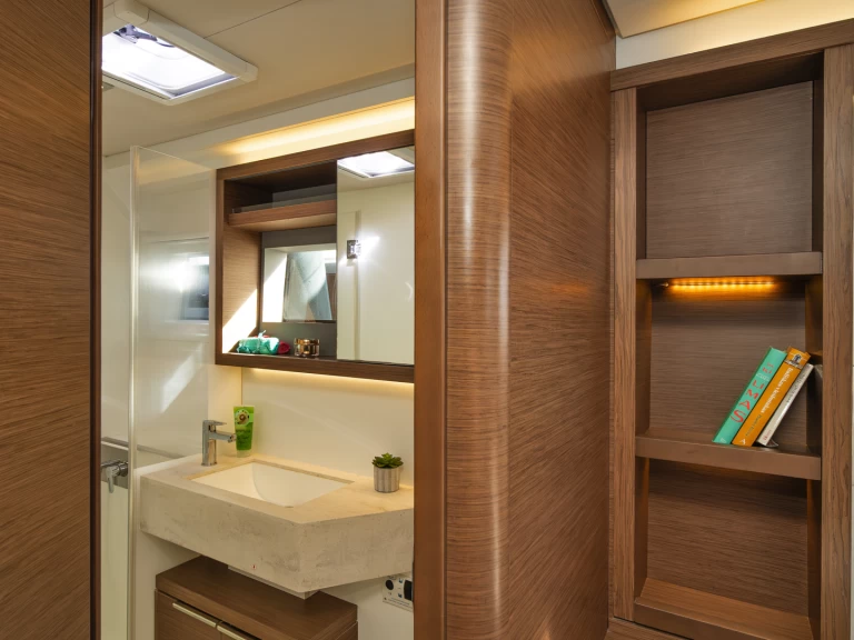 Wynajmij Lagoon Lagoon 50 w Alimos