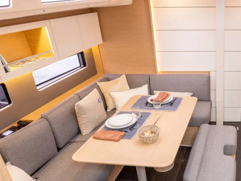 Wynajem łodzi Saint George tanio Moorings 41.3