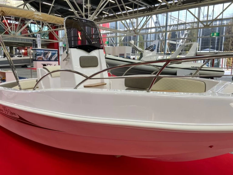 Wynajem łodzi marinesite 19 open w Sirmione na SamBoat 