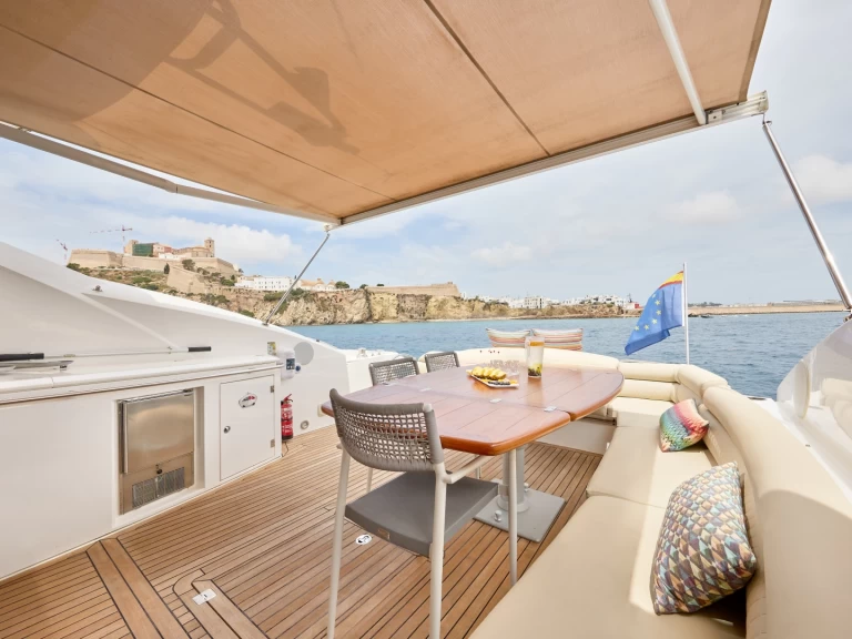 Wynajem w Ibiza Town- Sunseeker Predator 72 na SamBoat