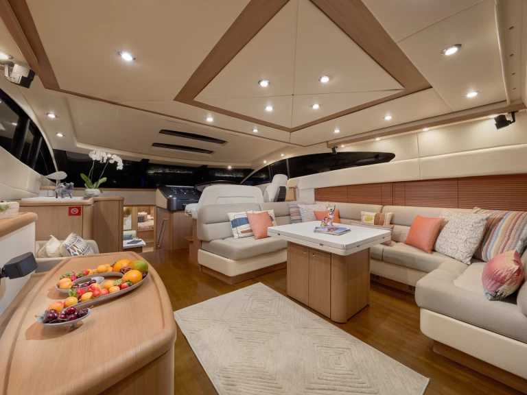 Wynajem łodzi Ibiza Town tanio Predator 72