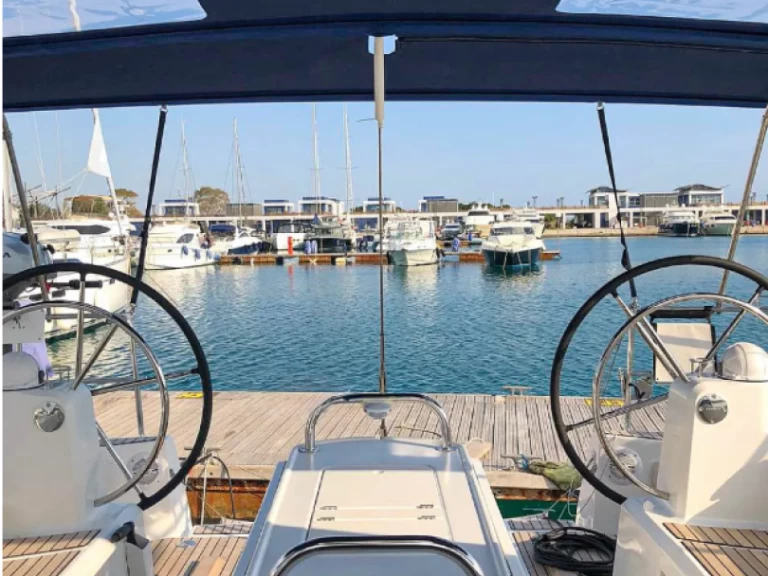 Wynajem łodzi Palairos tanio Sun Odyssey 519