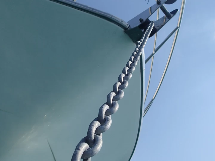 Wynajem Luksusowy jacht Uniesse z patentem 