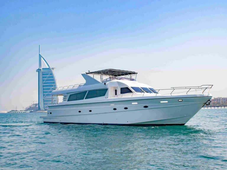 Wynajmij Gulf Craft 90 w Dubai Marina