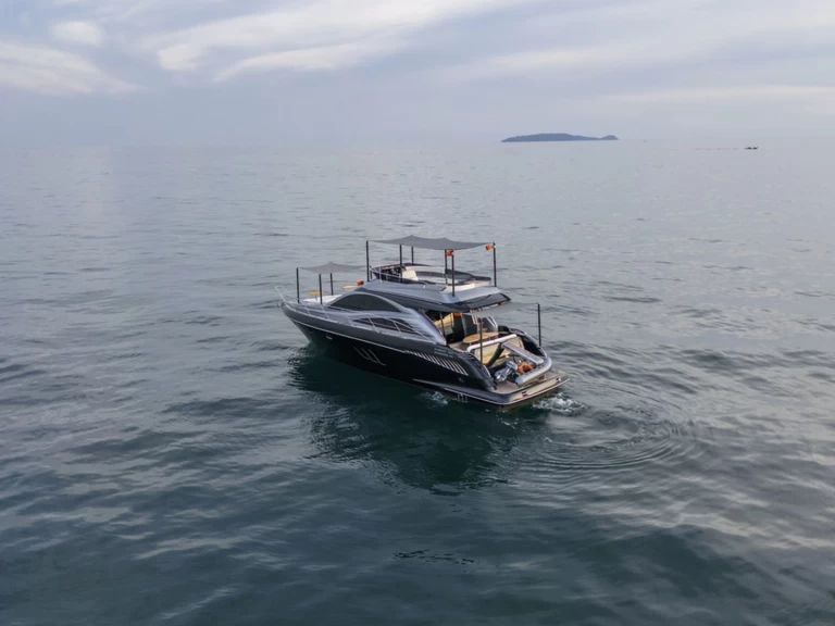 Wynajmij Luksusowy jacht z lub bez skippera Azimut w Phuket (City)