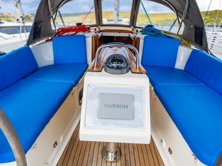 Wynajem łodzi Punat tanio Cruiser 37