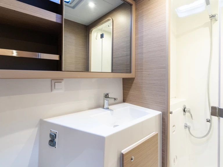 Wynajmij Lagoon Lagoon 42 w Castellammare del Golfo