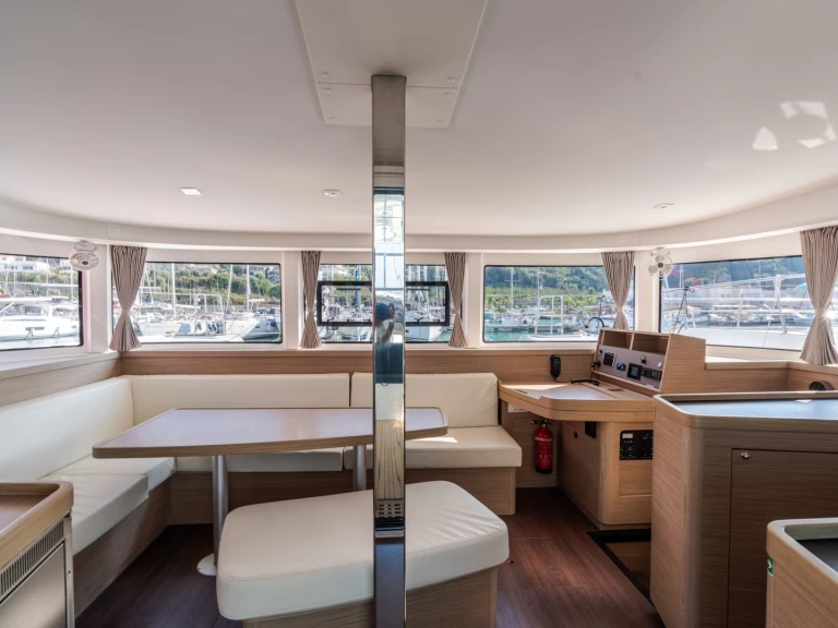 Wynajem łodzi Castellammare del Golfo tanio Lagoon 42