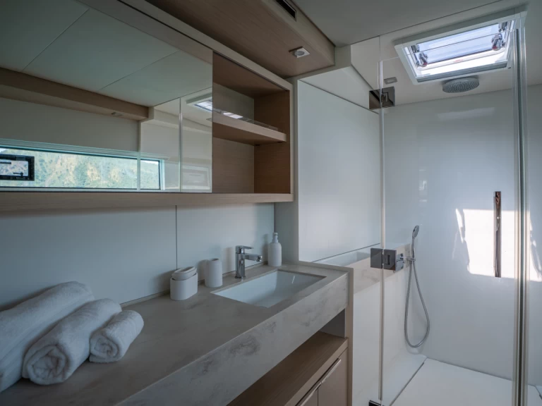 Katamaran do wynajmu w Castellammare del Golfo w najlepszej cenie