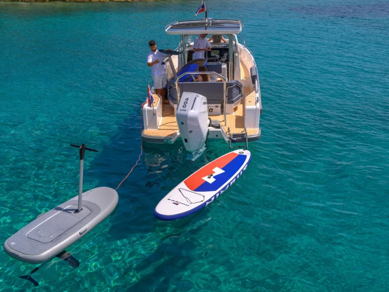 Wynajem łodzi  Nimbus T9 w Trogir na SamBoat 