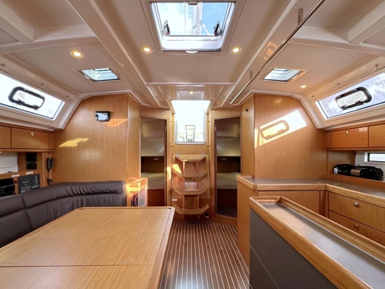 Wynajmij Bavaria Cruiser 46 w Rogoznica