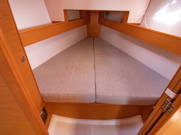 Wynajem w Agía Effimía- Jeanneau Sun Odyssey 33i na SamBoat