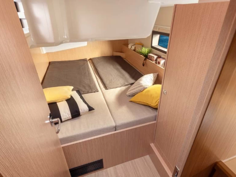 Wynajem łodzi Bavaria Bavaria C38 w Agía Effimía na SamBoat 