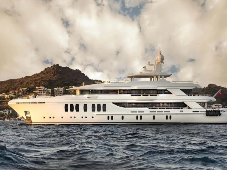 Wynajem Luksusowy jacht w Dubai Marina - CMB YACHTS 154