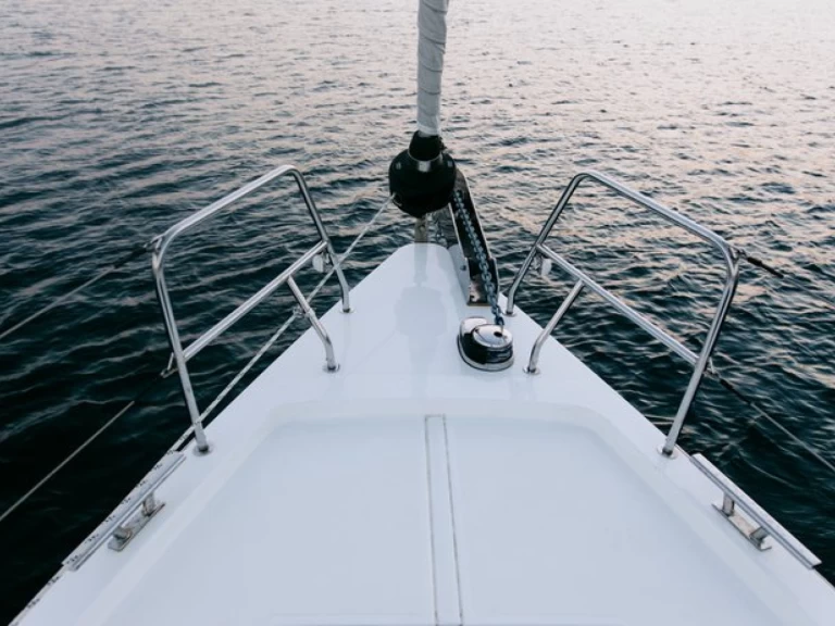 Wynajem Żaglowiec Bavaria z patentem 