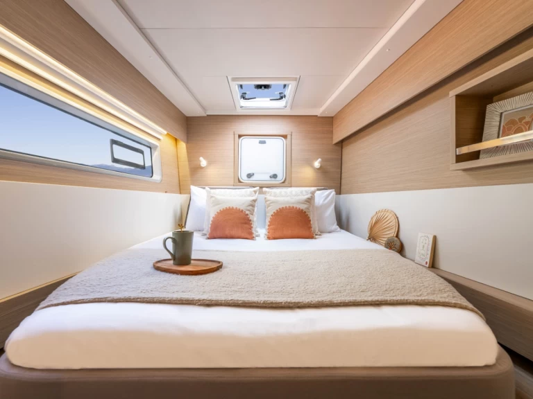 Wynajem łodzi Lavrio tanio Lagoon 43