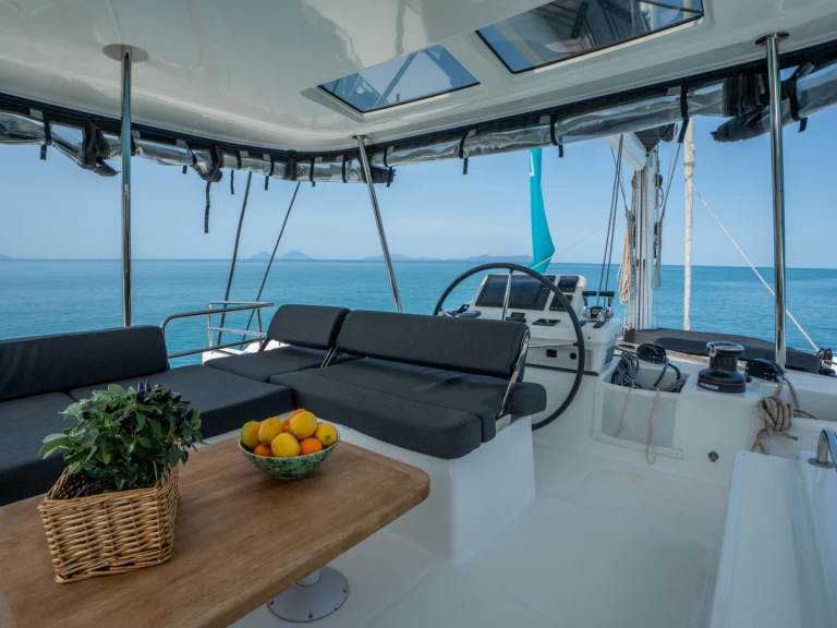 Wynajmij Lagoon Lagoon 51 w Castellammare del Golfo