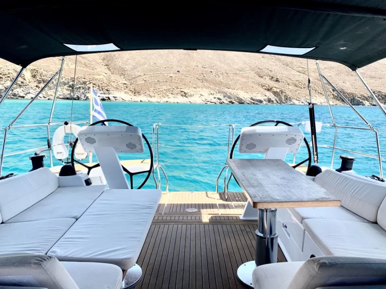 Wynajem łodzi Nikiána tanio Hanse 508