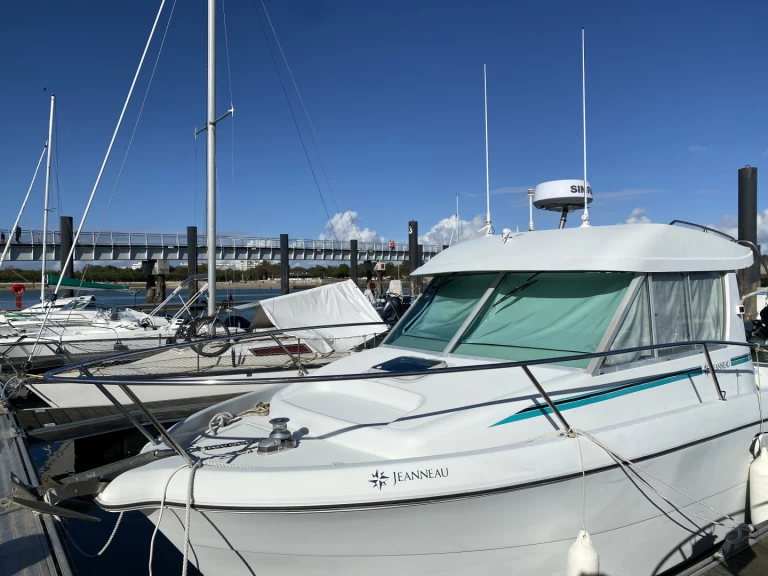 Wynajem w La Rochelle- Jeanneau Merry fisher750CR na SamBoat