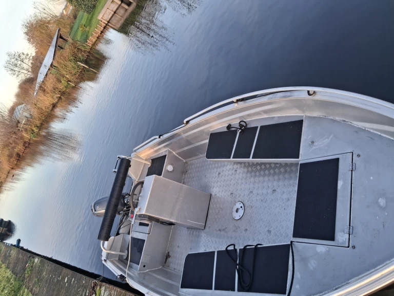 Wynajem łodzi qwest R450 w Vinkeveen na SamBoat 