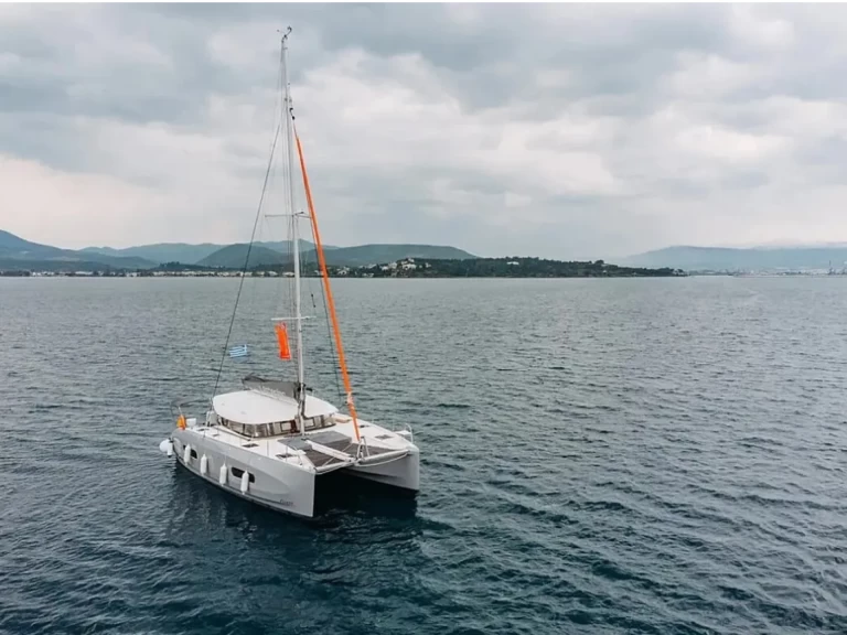 Wynajmij Excess Excess 11 w Nikiána