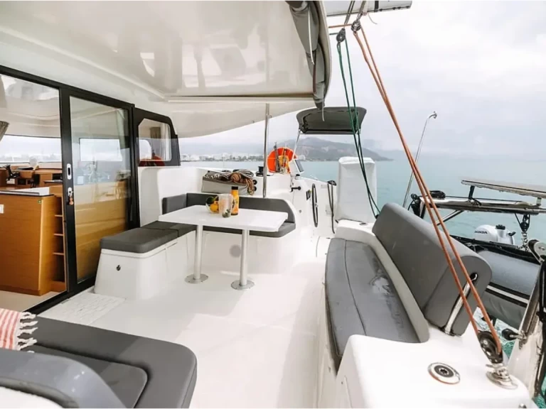 Wynajem Katamaran w Nikiána - Excess Excess 11