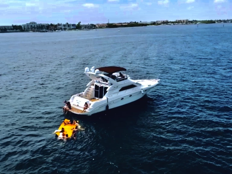 Wynajem Luksusowy jacht w Boynton Beach - Sea Ray Sea Ray 440 Express Bridge