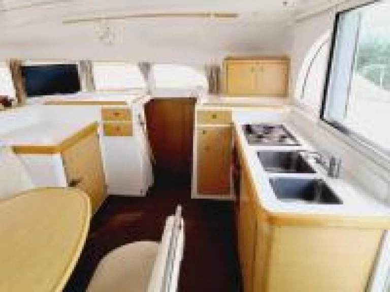 Wynajmij Katamaran z lub bez skippera Lagoon w Palairos