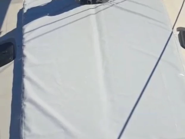 Żaglowiec do wynajmu w Alimos w najlepszej cenie