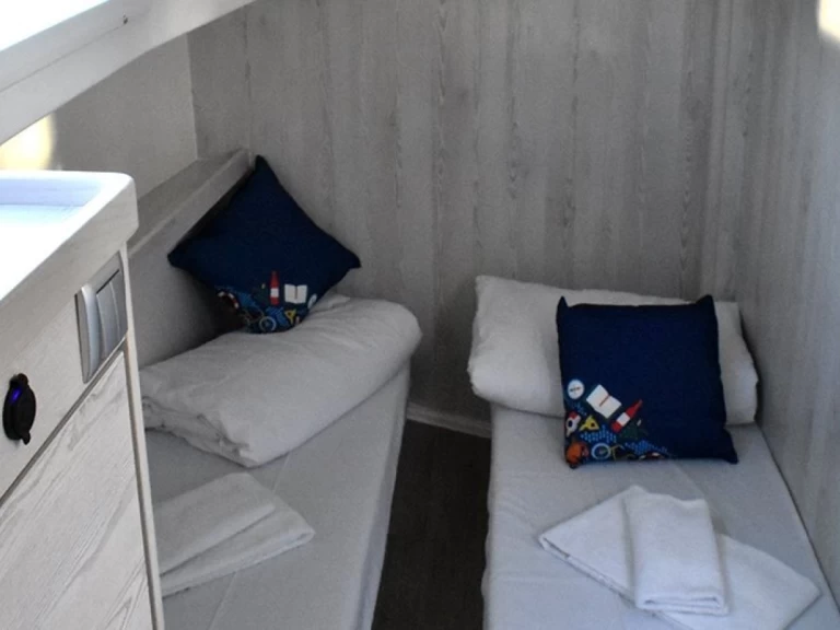 Wynajem łodzi Premier Horizon 5 w Fontenoy-le-Château na SamBoat 