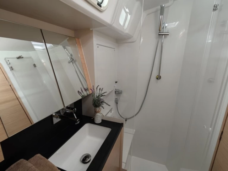 Żaglowiec do wynajmu w Pomer w najlepszej cenie