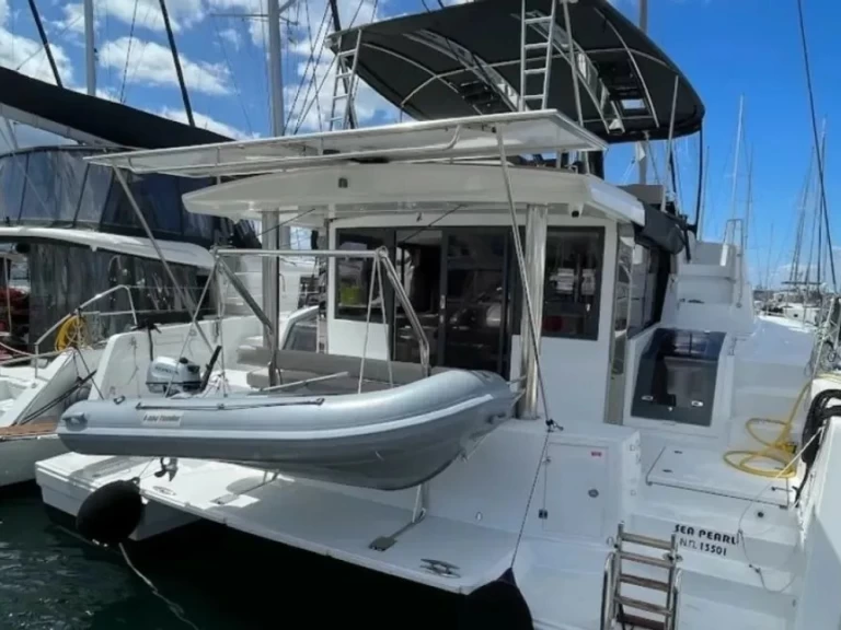 Bali Bali 4.8 między profesjonalistami a osobami prywatnymi w Alimos