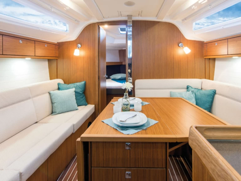 Żaglowiec do wynajmu w Lemmer w najlepszej cenie