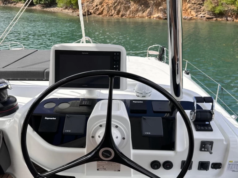 Wynajem łodzi Lagoon Lagoon 55 w Bas du Fort na SamBoat 