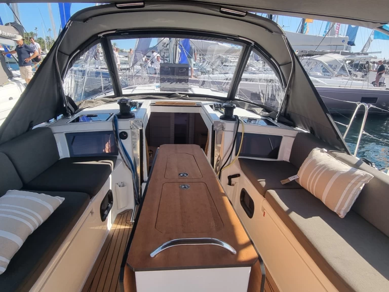 Wynajem Żaglowiec w Golfe-Juan - Dufour Dufour 44