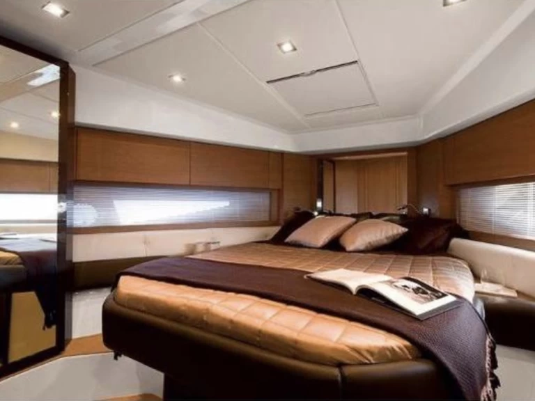 Wynajem w Port de Saint Tropez- Azimut Atlantis 48 na SamBoat