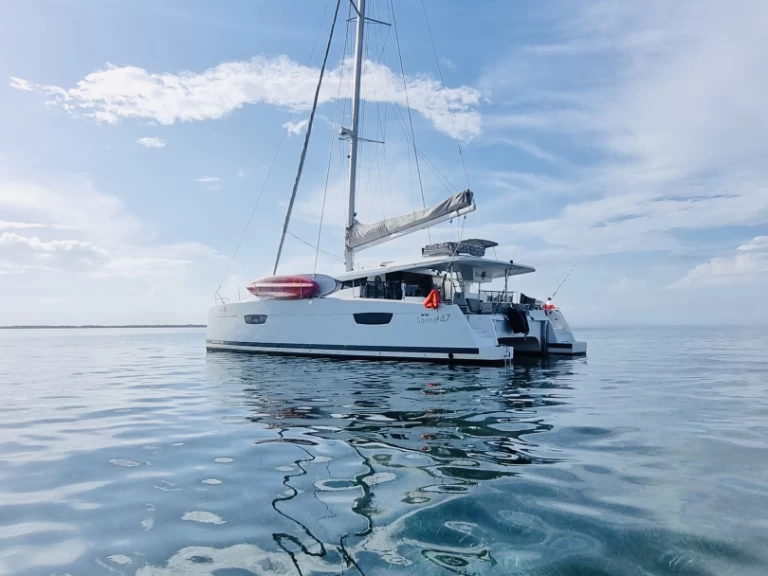 Wynajem Katamaran w Belize City - Fountaine Pajot Tranquilo